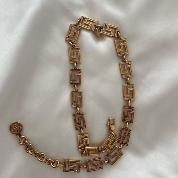 Versace Greca necklace - Picture 9 of 10